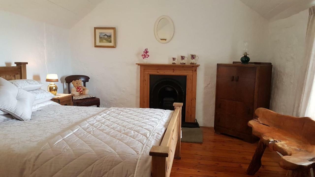 Stunning Views At Ballagh Cottage Newcastle Newcastle  Esterno foto